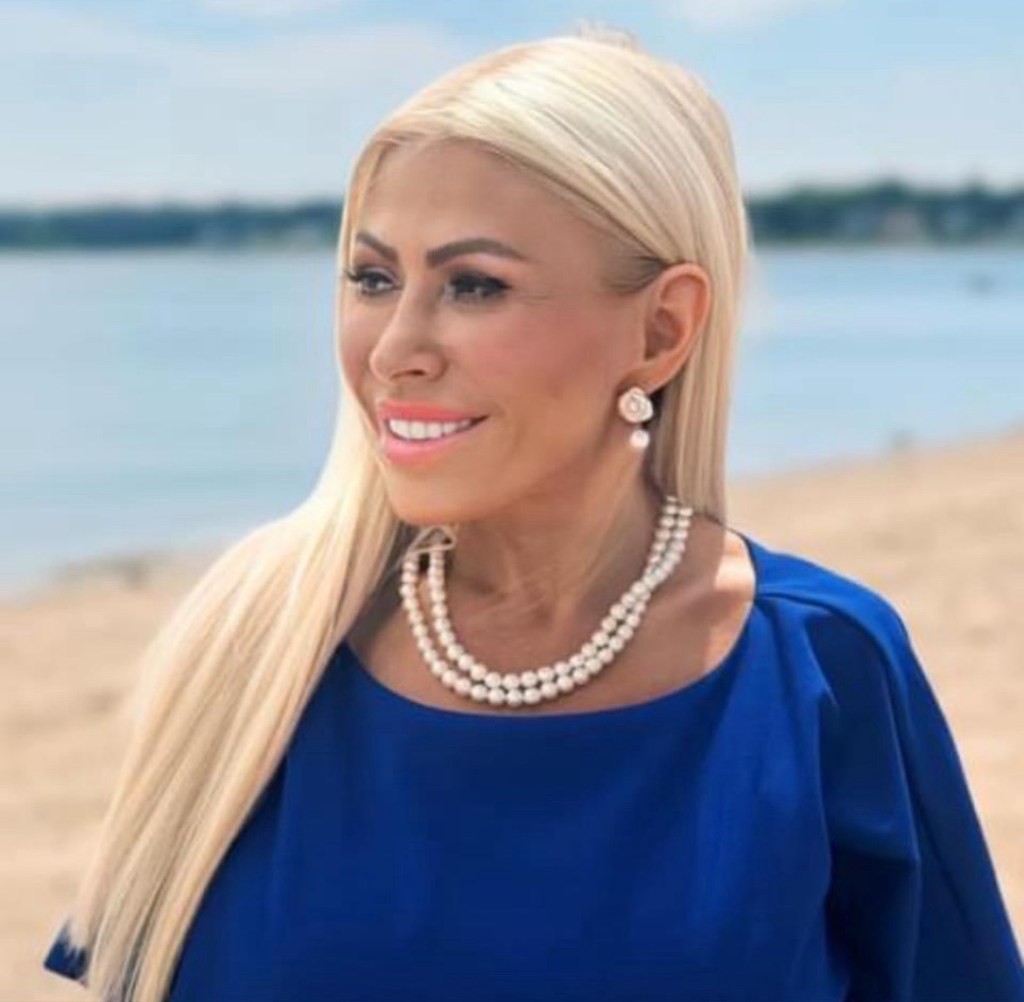 Leah Hazelwood is Committed to&nbsp;Warwick