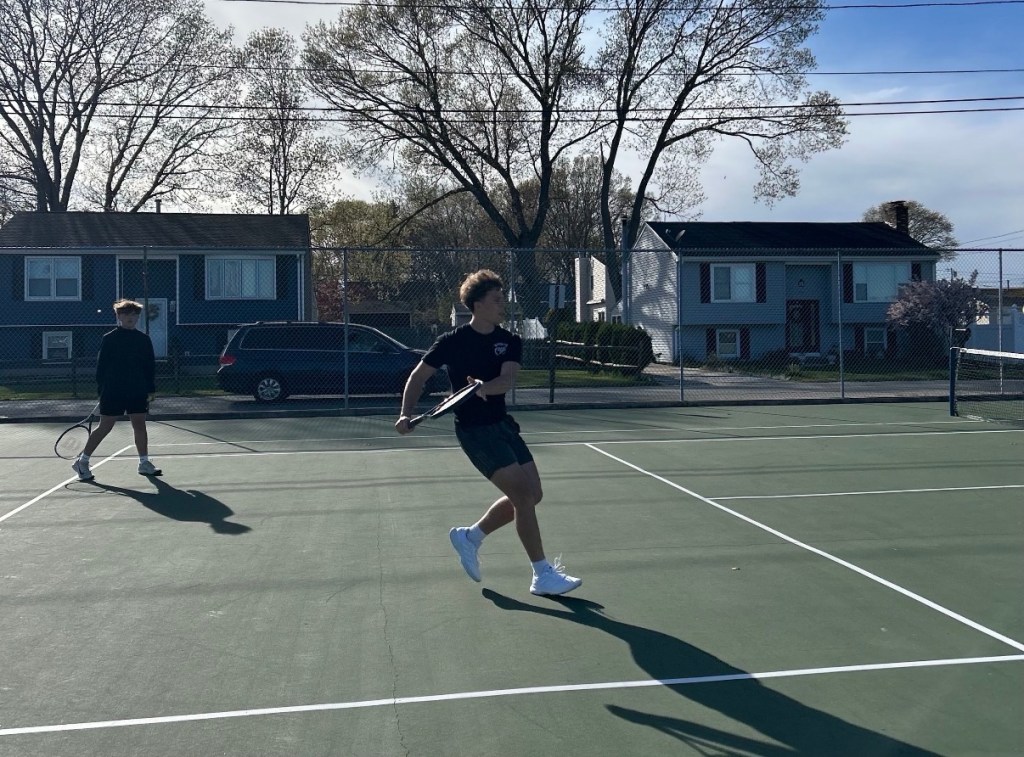 Boys Tennis Continues&nbsp;Streak